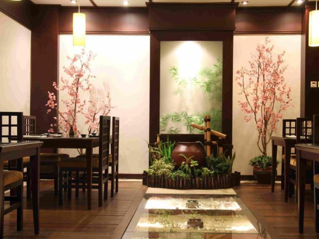 Regent'S Park Hotel Malang Buitenkant foto